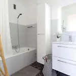 Center Of Spacious Two-bedroom With Terrace And Ac