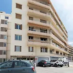 Lejlighed Center Of Spacious Two-bedroom With Terrace And Ac *
