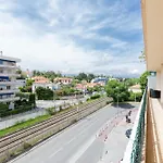 Center Of Spacious Two-bedroom With Terrace And Ac *