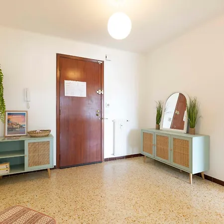 Center Of Spacious Two-bedroom With Terrace And Ac Apartament *