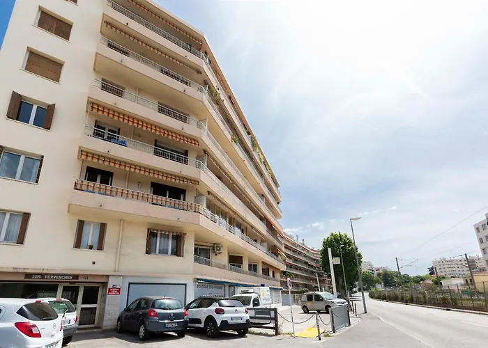 Center Of Spacious Two-bedroom With Terrace And Ac Apartament *